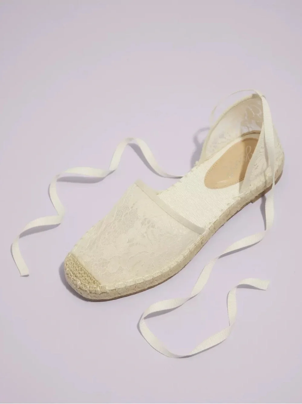 ☀️🌊 Badgley Mischka  Lace Ankle-Tie Espadrilles - Ivory NWT- flawed